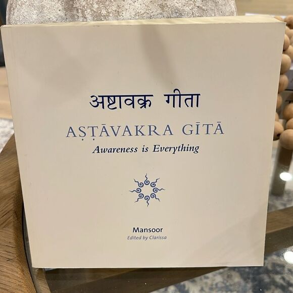 Aṣṭāvakra Gītā Book - Awareness is Everything - Picture 2 of 7